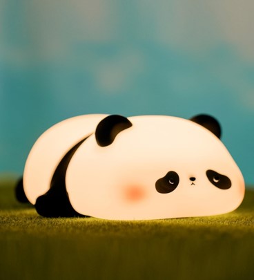 ﻿Cute Panda Night Light for Kids,Nursery Silicone Night Light,7-Color
Changing LED Lamp,Room Decor, Gifts for Toddler Children Teenage
Girls Valentine's Day (Sleep Panda), White
﻿