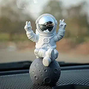 Figurine Astronaut Statue Spaceman Décor,Desktop & Tabletop Decorative Cute Mini Space Figure Ornament,Bedroom&Office Decor,Cake Toppers Decoration and Craft Gift(Silver and White Astronaut Figurine)